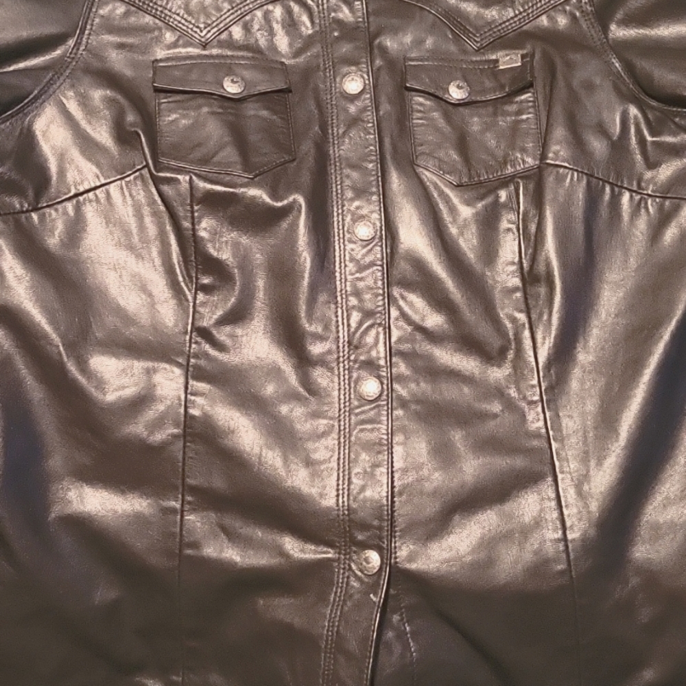 Women's Large Goat skin Leather button up.